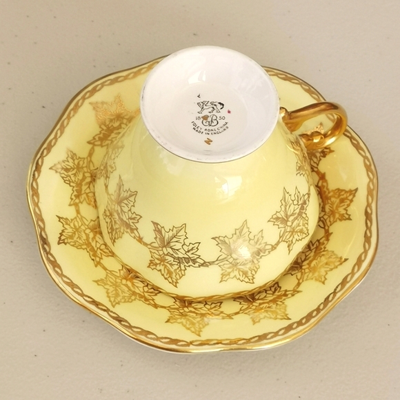 EB Foley 1850 Bone China Teacup and Saucer Yellow & Gold - Picture 5 of 5